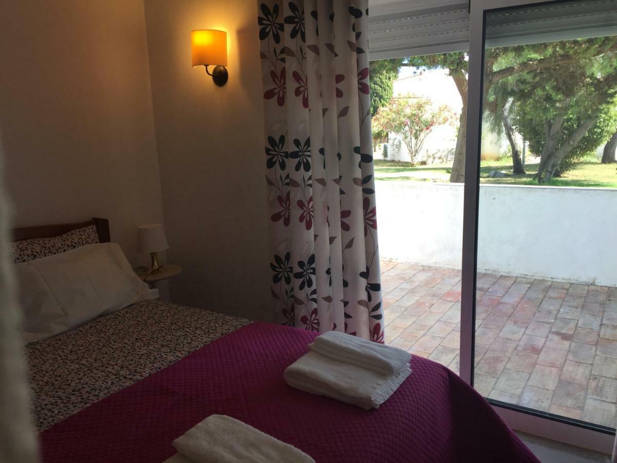 Vivenda Jardim Mar Algarve Porches Villa Porches  Exterior photo